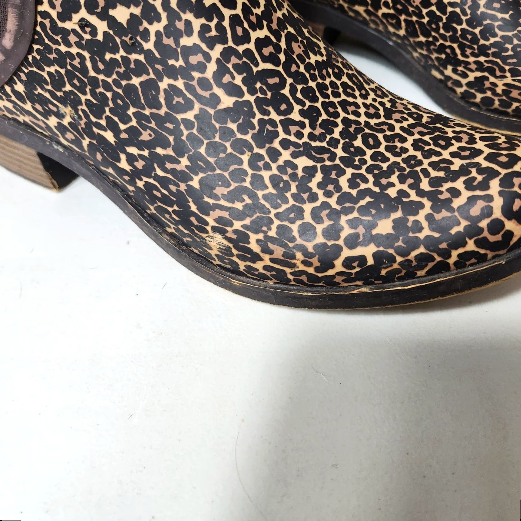 Lucky Brand VINTAGE Lucky Brand Women’s Leopard Basel Rainboot Bootie |10/42| Bootie Women’s Black Tan Brown Waterproof Side Zip Block Heel City Rain Size US 10 / IT 40 - 5 Thumbnail