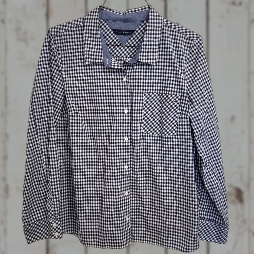 Tommy Hilfiger Tommy Hilfiger Shirt Women's Size XL Gingham Check Button Down Long Sleeve Blue Size XL / US 12-14 / IT 48-50 - 1 Thumbnail