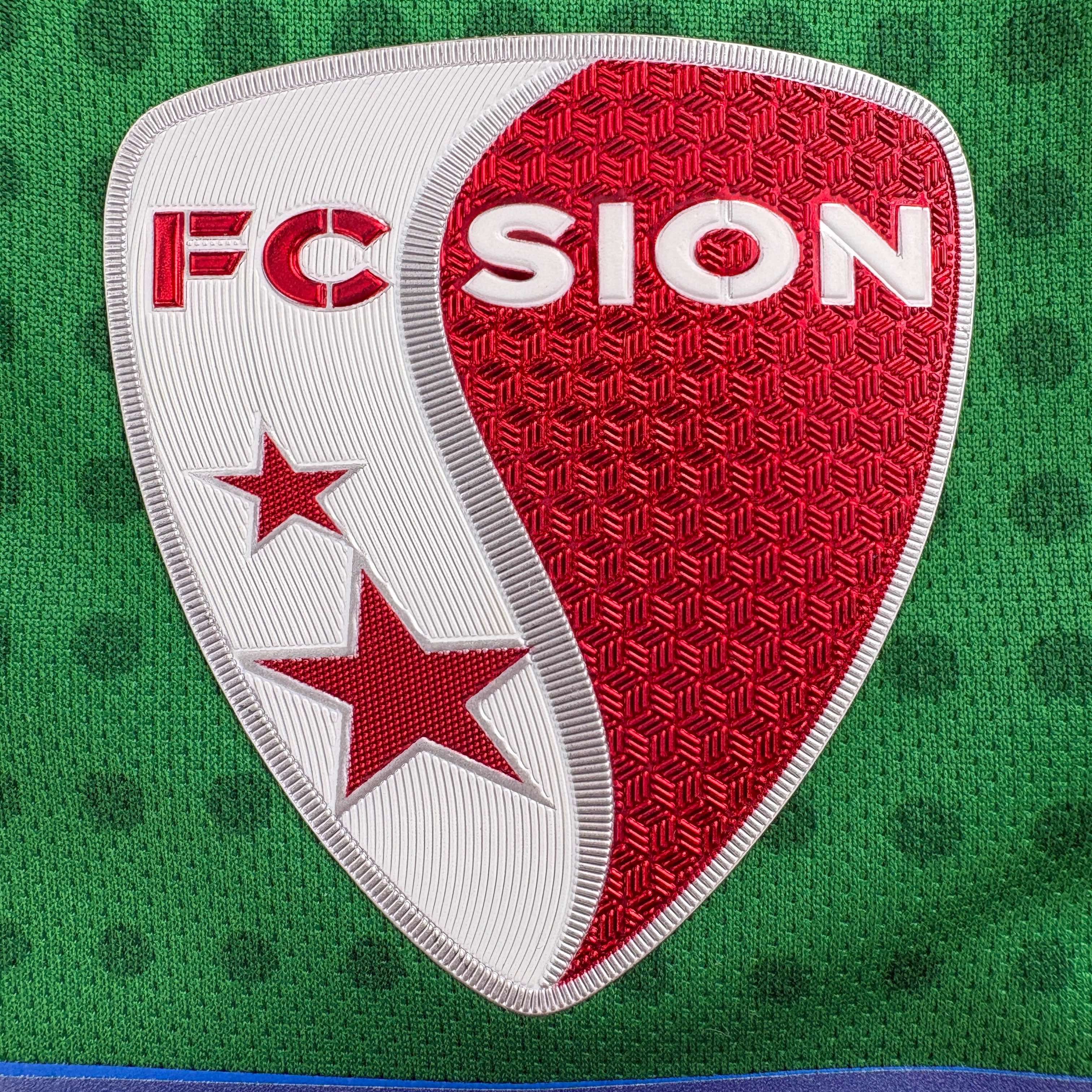 Errea Sion 2016-17 Errea GK Joao Castanheira football jersey sz M Size US M / EU 48-50 / 2 - 3 Thumbnail