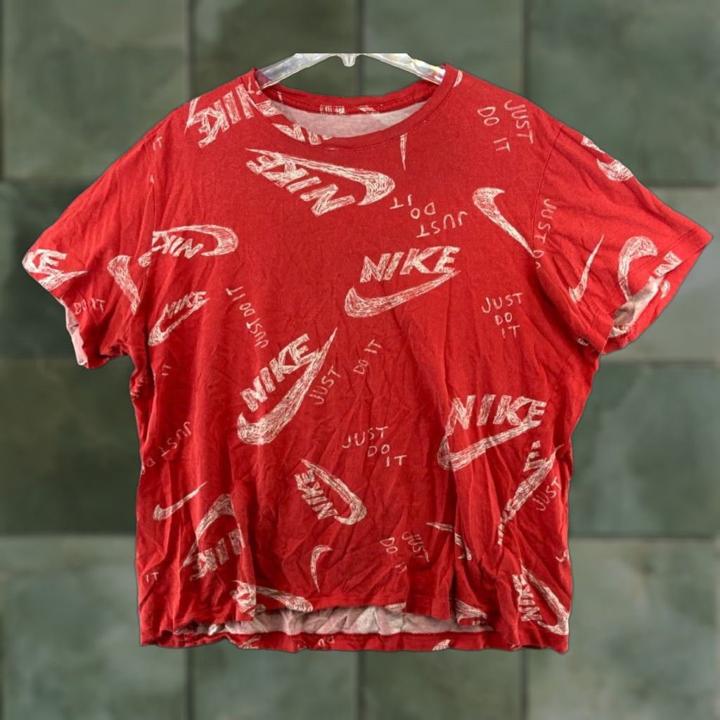 Nike Nike Graphic Print T-Shirt XL Red Crew Neck Short Sleeve 90s Sports Mens Size US XL / EU 56 / 4 - 1 Thumbnail