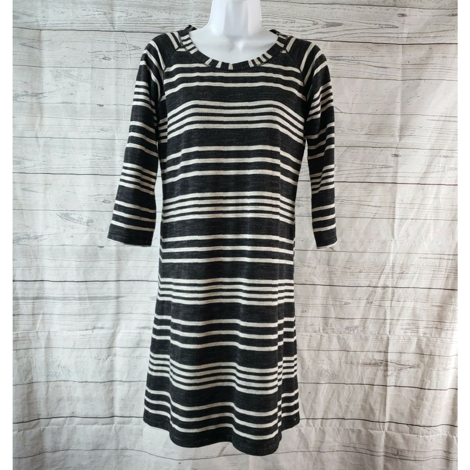 Vintage Max Studio Weekend Dress Womens XS Black Striped 3/4 Sleeve Rayon Blend Shift Casual Size XS / US 0-2 / IT 36-38 - 2 Thumbnail