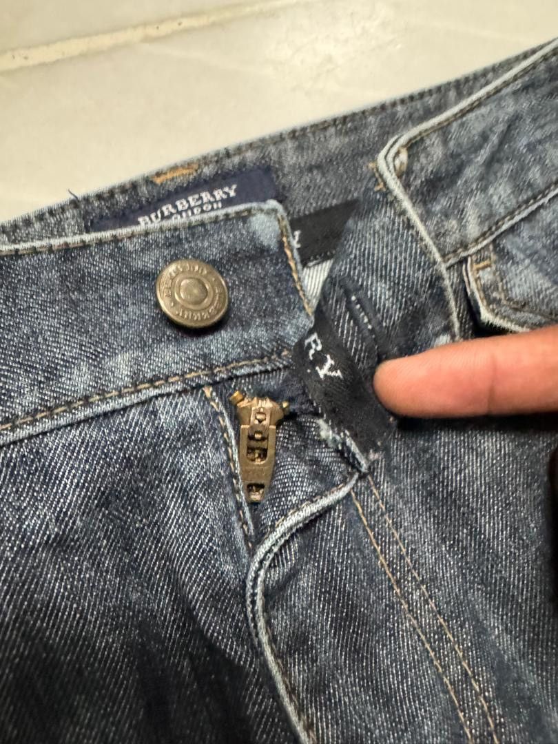 Burberry 💥FLARE💥BURBERY LONDON STONE WASHED DARK JEANS BAGGY FLARE Size US 27 - 8 Thumbnail