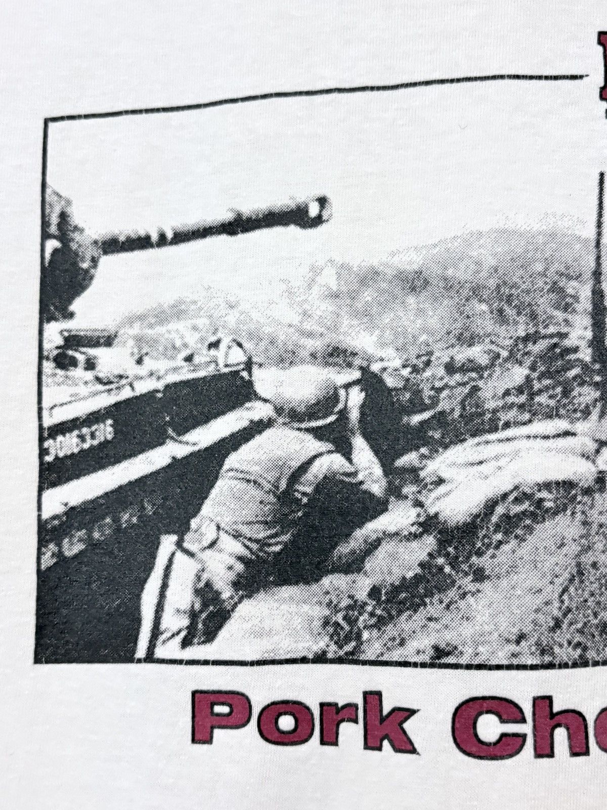 Vintage 90s Korean War Pork Chop Hill Vintage World War II Tee Shirt Size US M / EU 48-50 / 2 - 4 Thumbnail