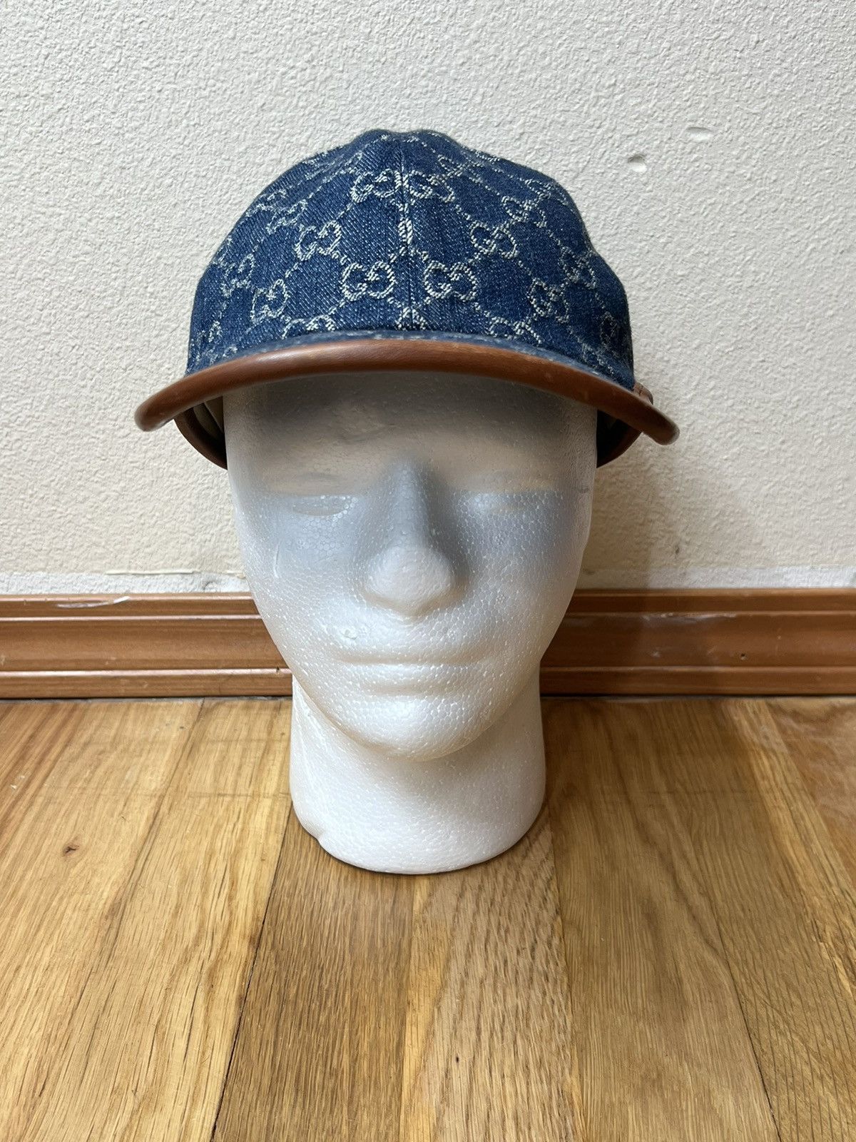 Gucci Gucci Baseball Cap Hat GG Denim Leather Trim Blue Sz M  display picture 1