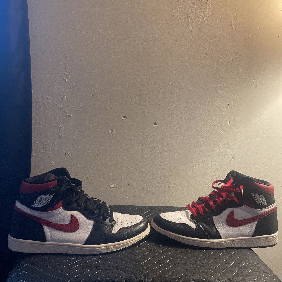 Jordan Brand × Nike Air Jordan 1 High Gym Red Size US 13 / EU 46 - 3 Thumbnail