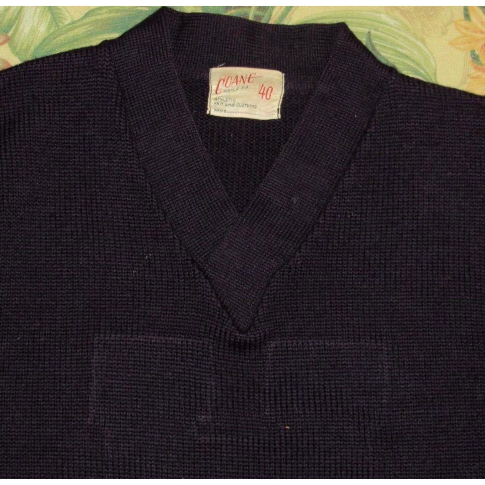 Vintage Vtg 60s COANE Purple Wool Varsity Letterman Sweater 40 Mens Regular Size 40 Purple Wool Varsity Letterman Sweater 60s COANE Mens 40 XS? Size US L / EU 52-54 / 3 - 2 Thumbnail