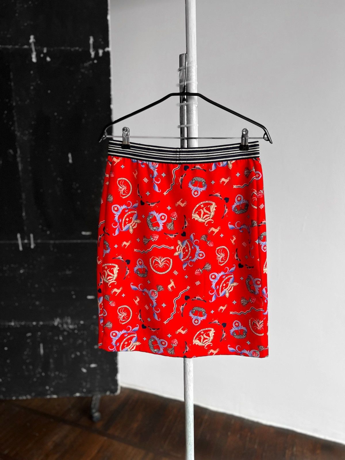Designer Riani Womens Premium Red Full Printed Skirt Above The Knee Size 30" / US 8 / IT 44 - 1 Thumbnail