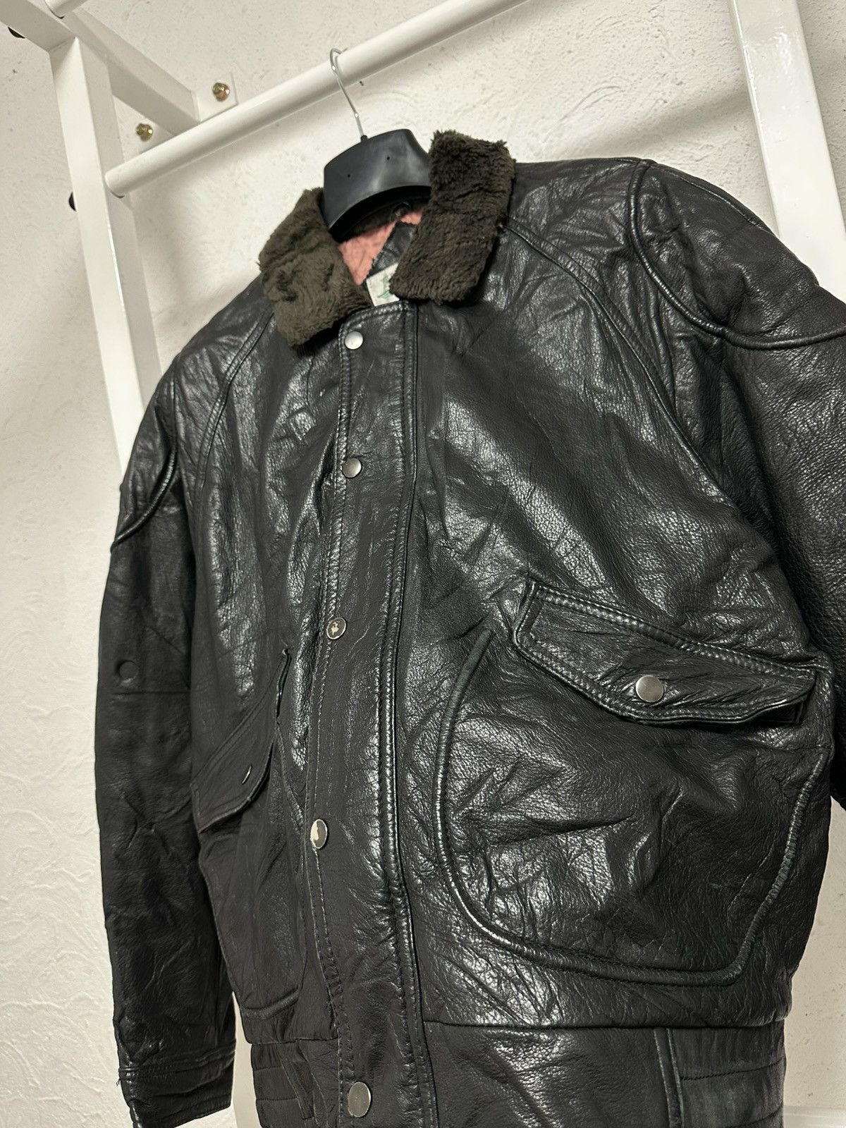 Vintage Avant-Garde Leather Jacket Oversized Aviator Flying M Size Size US M / EU 48-50 / 2 - 3 Thumbnail