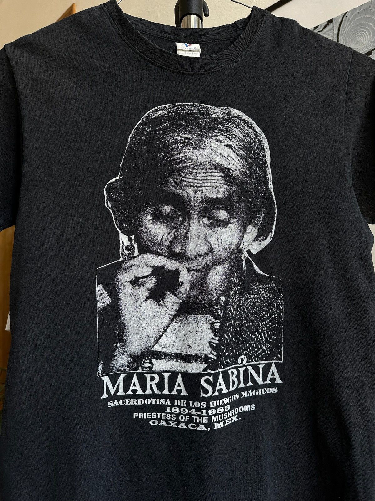 Vintage Vintage Maria Sabina Smoking Mushroom Short Sleeve Rap Tees Size US M / EU 48-50 / 2 - 2 Thumbnail