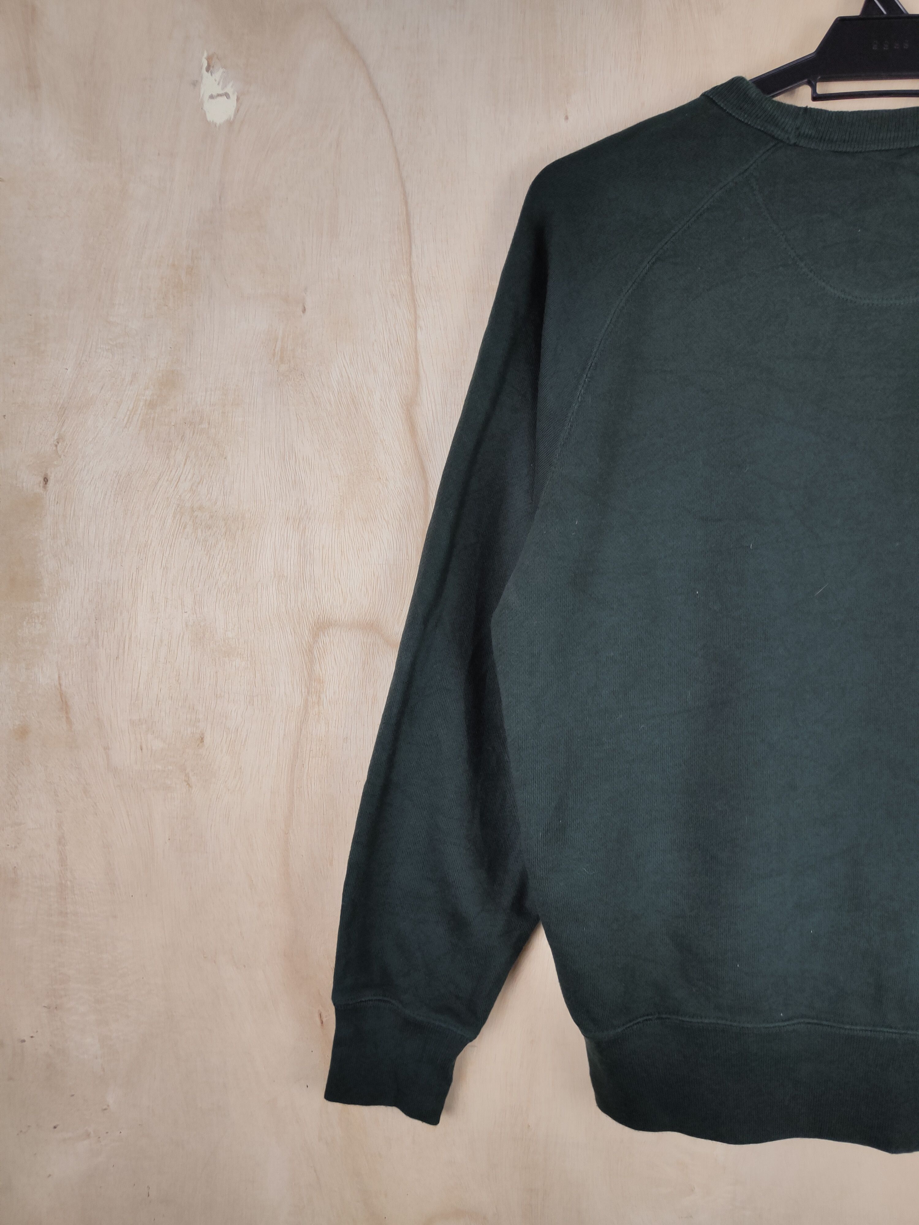 Japanese Brand × Vintage Uniqlo vintage Dark Green Sweatshirts #2598 Size US S / EU 44-46 / 1 - 8 Thumbnail