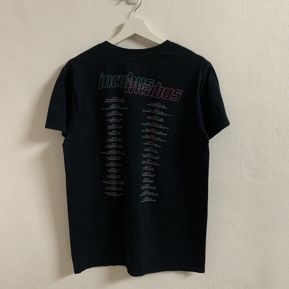 Band Tees Incubus Tour T-Shirt (2017) Size US M / EU 48-50 / 2 - 5 Thumbnail