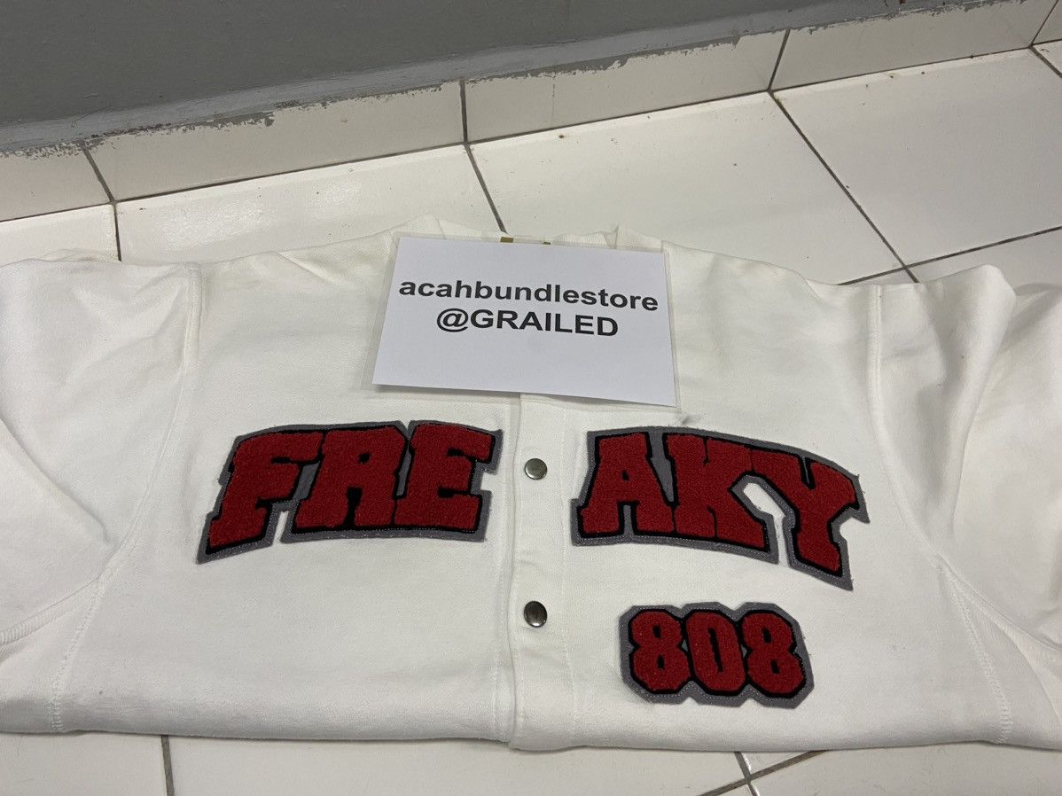 Other FREAKY MASSIVE 808 WHITE VARSITY Size US L / EU 52-54 / 3 - 22 Thumbnail
