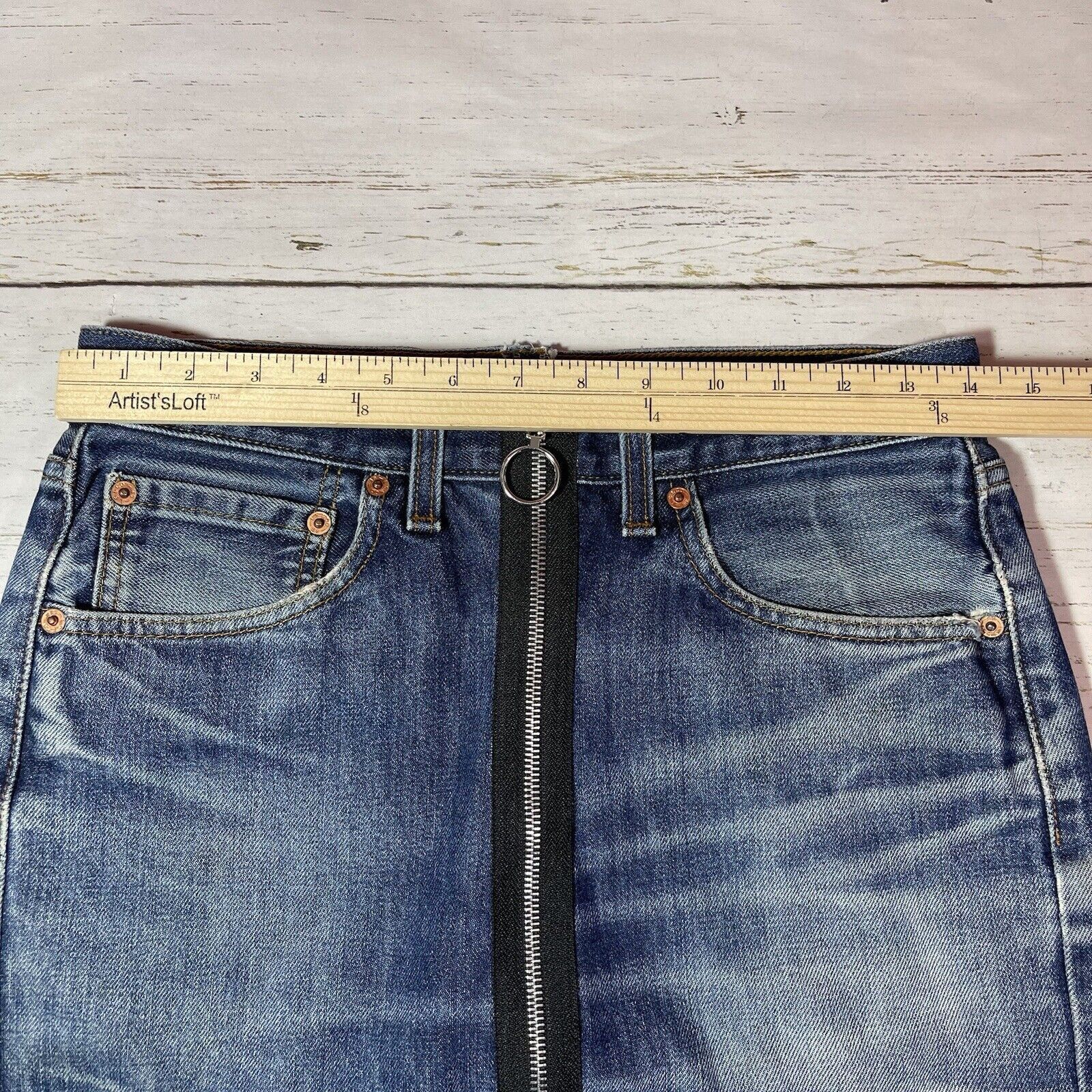 Urban Renewal Urban Outfitters Renewal Levi's 501 Reconstructed Skirt M Size 28" / US 6 / IT 42 - 5 Thumbnail