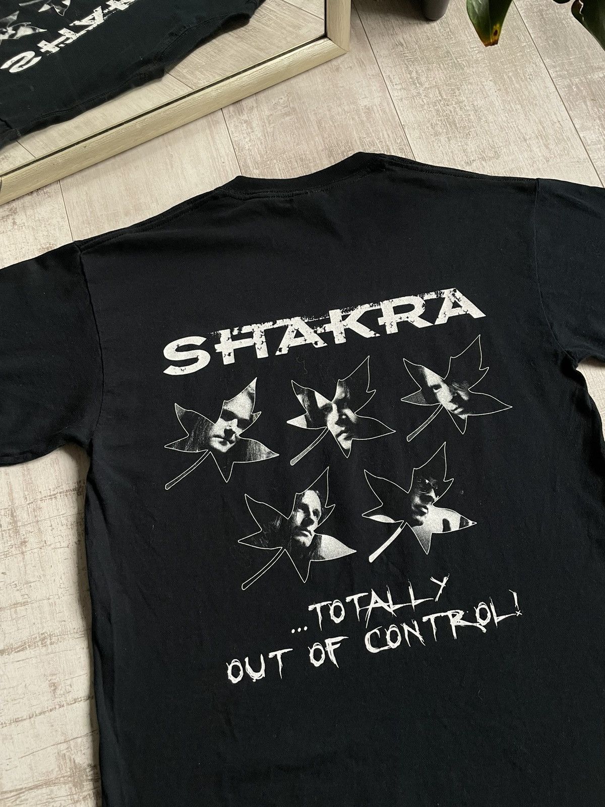 Band Tees Vintage Shakra 00’s Band Tees Hard Rock RARE Size US M / EU 48-50 / 2 - 3 Thumbnail