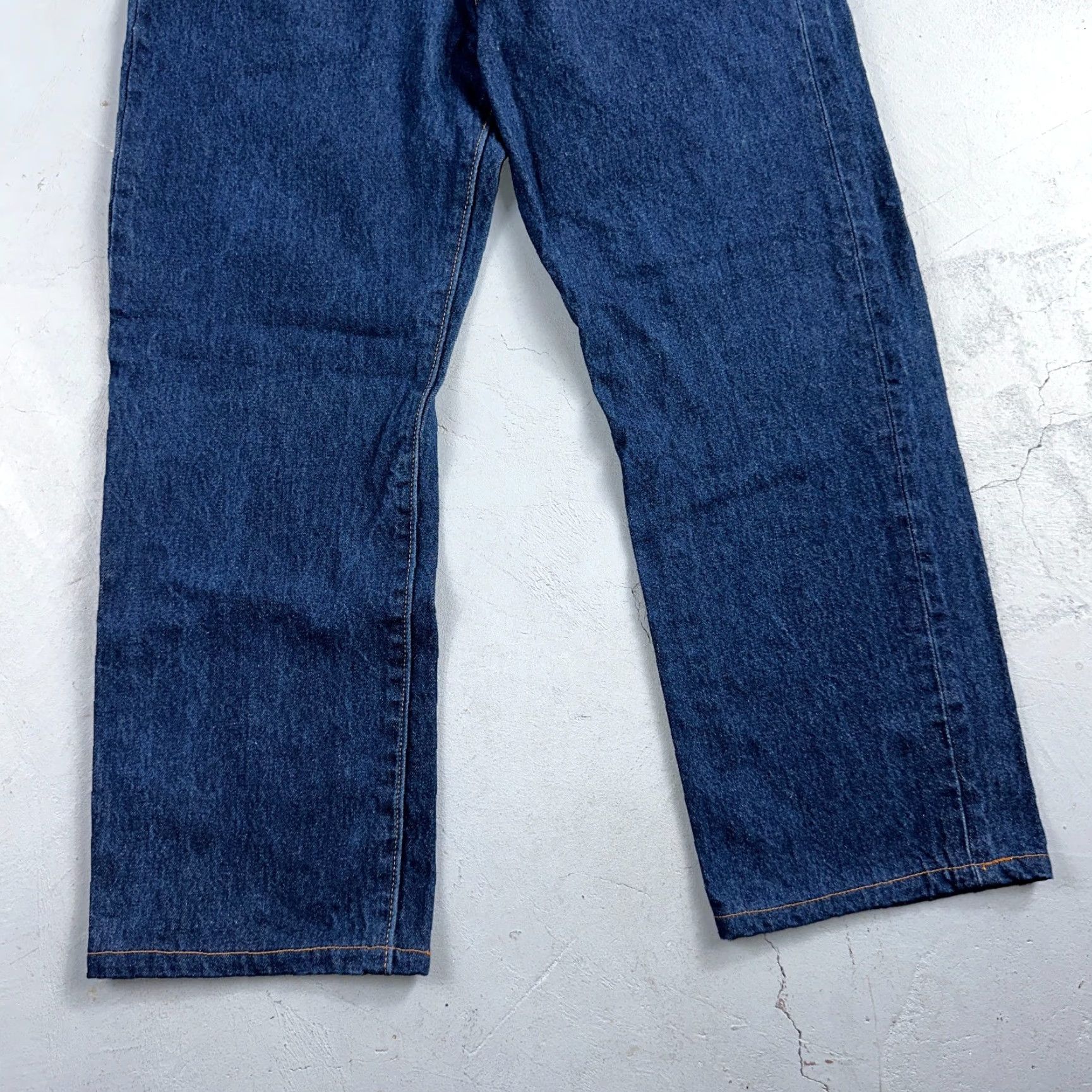 Levi's VINTAGE Levi's 501 Jeans Men 36x33 Straight Leg Dark Wash 90s Y2K Classic Denim Size US 36 / EU 52 - 3 Thumbnail