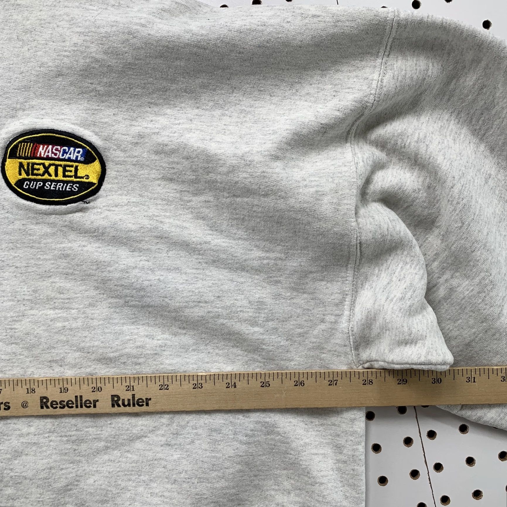 Hanes VINTAGE Hanes NASCAR Nextel Cup Series Sweatshirt Mens 2XL Gray Pullover Fleece Long Sleeve Size US XXL / EU 58 / 5 - 3 Thumbnail
