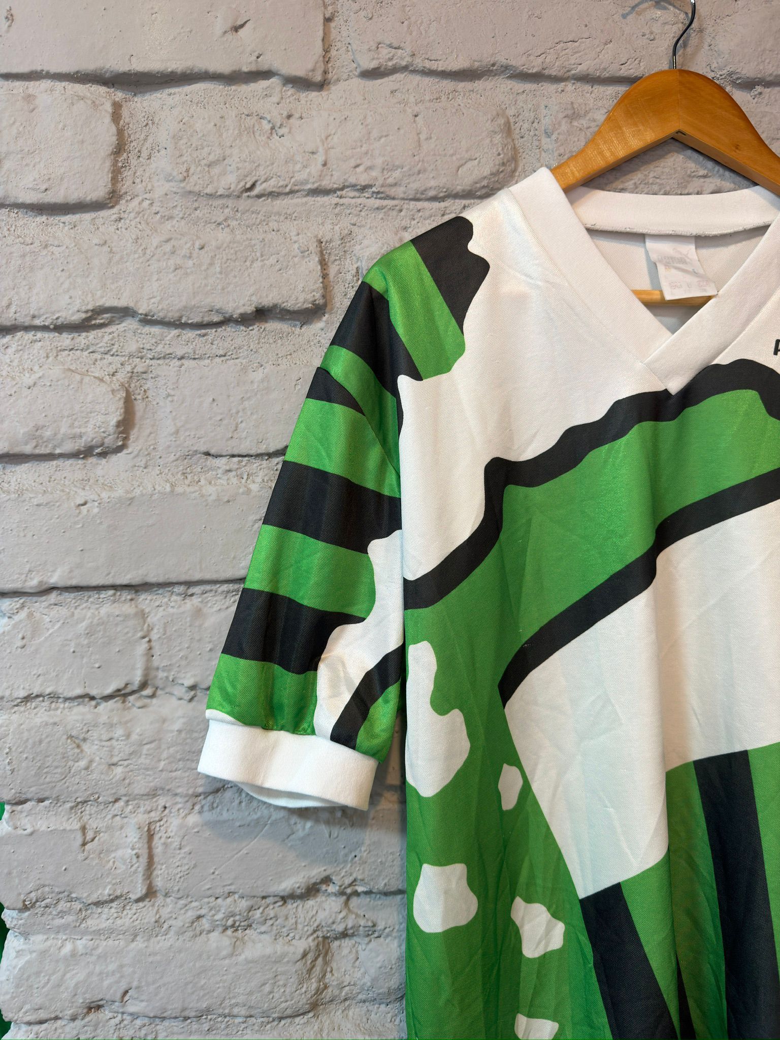 Puma Vintage 80s/90s Puma template Football Jersey Size US L / EU 52-54 / 3 - 4 Thumbnail