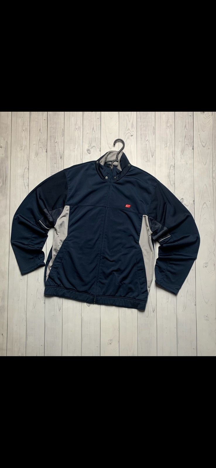 Vintage Nike track jacket size S logo