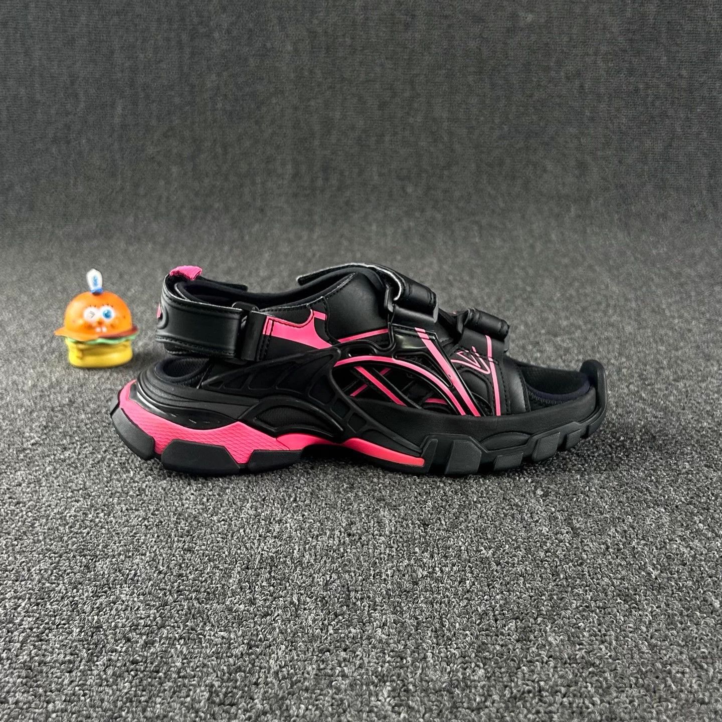 Balenciaga Balenciaga Black & Pink Sandals 36 Size US 5 / IT 35 - 4 Thumbnail