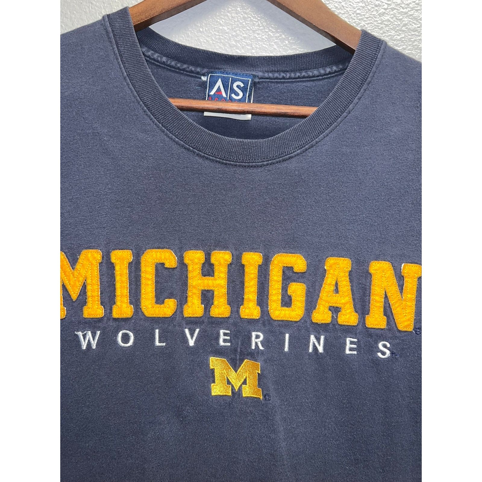 Vintage Vintage Michigan Wolverines Shirt AS Sports Tee 90s XL Size US XL / EU 56 / 4 - 2 Thumbnail