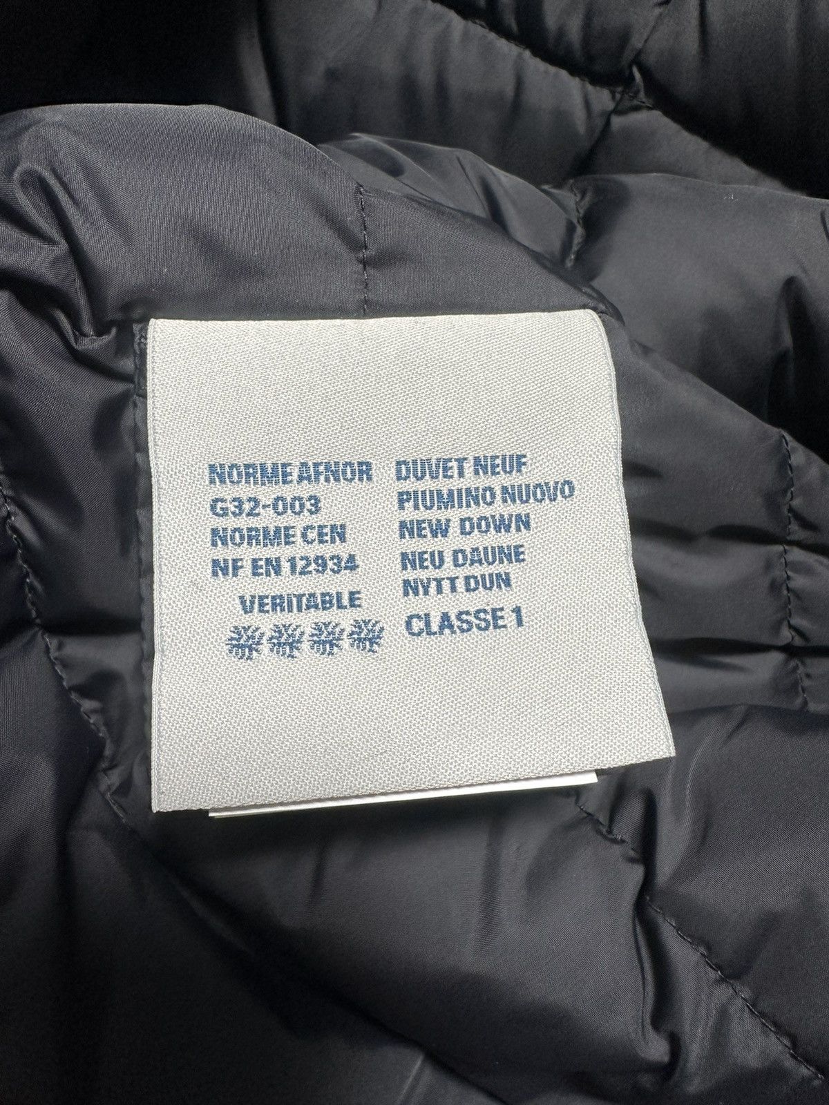 Moncler Metallic Snakeskin Jacquard Down Coat Size US S / EU 44-46 / 1 - 13 Thumbnail