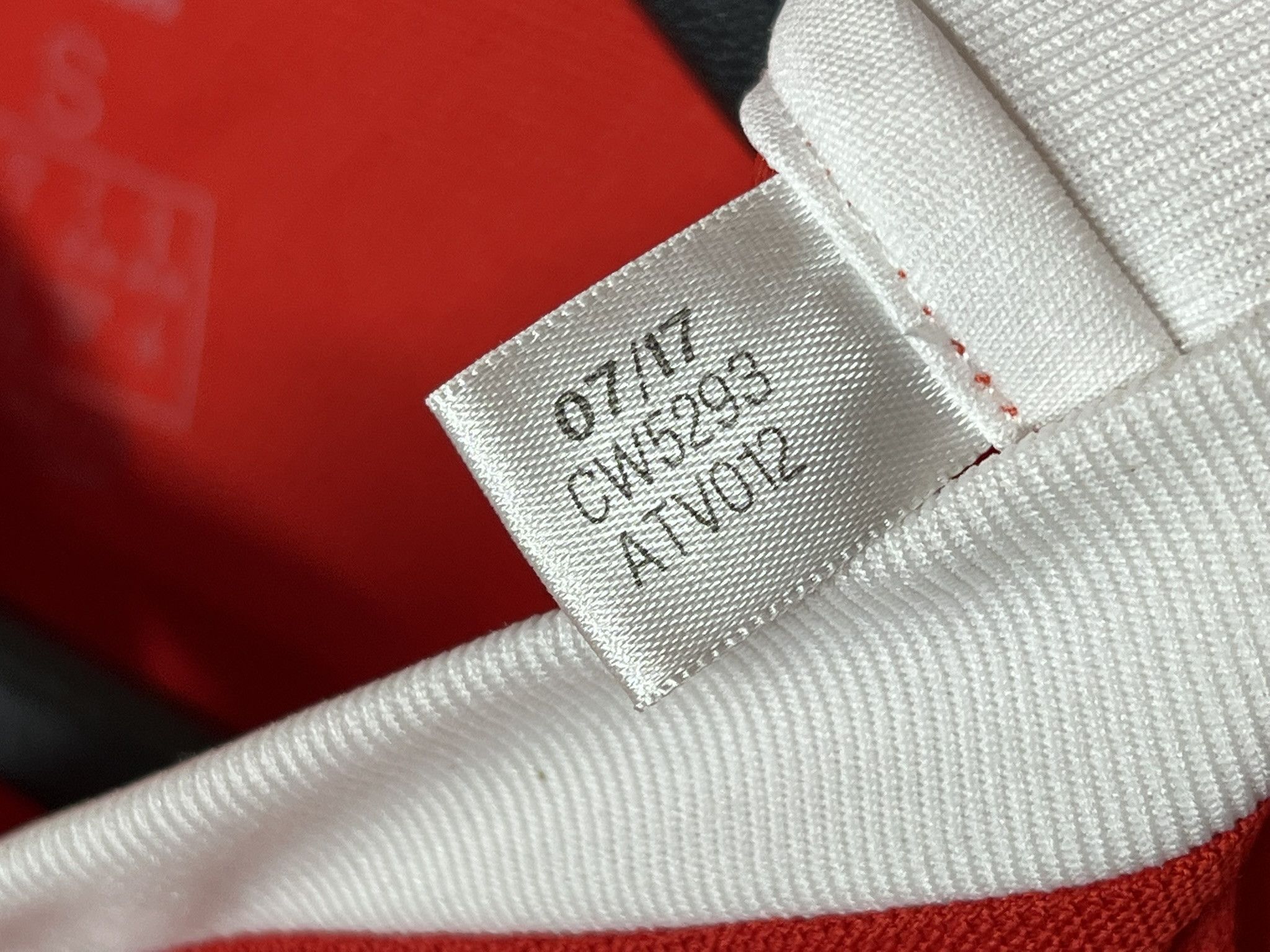 Adidas WALES 2018 2020 HOME WOMEN'S FOOTBAL SHIRT SOCCER JERSEY Size S / US 4 / IT 40 - 6 Thumbnail
