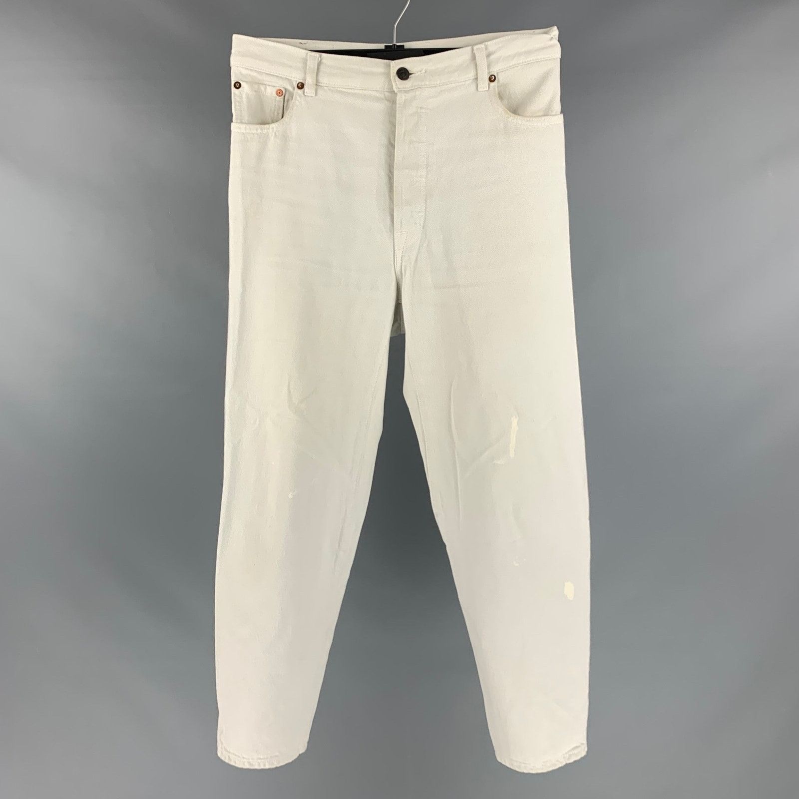 Vetements VETEMENTS Size 32 White Light Blue Cotton Button Fly Jeans Size US 32 / EU 48 - 1 Thumbnail