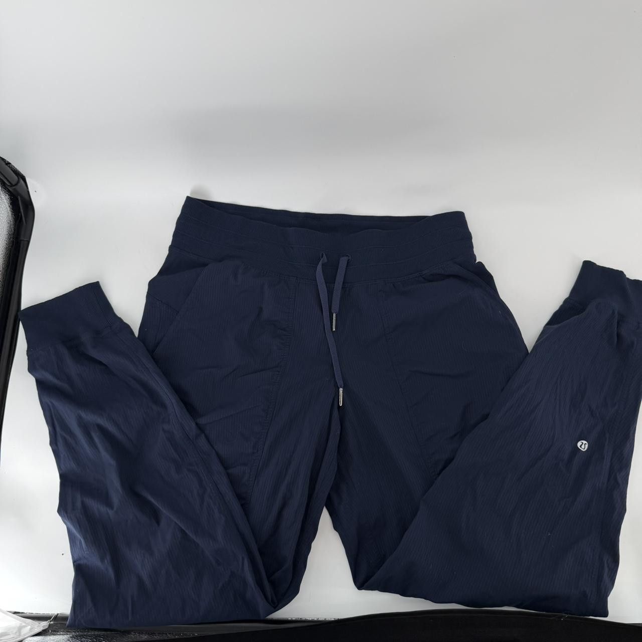 Lululemon Lululemon Women’s Jogger Pants Size 8 Navy Blue Drawstring Size 30" / US 8 / IT 44 - 1 Thumbnail