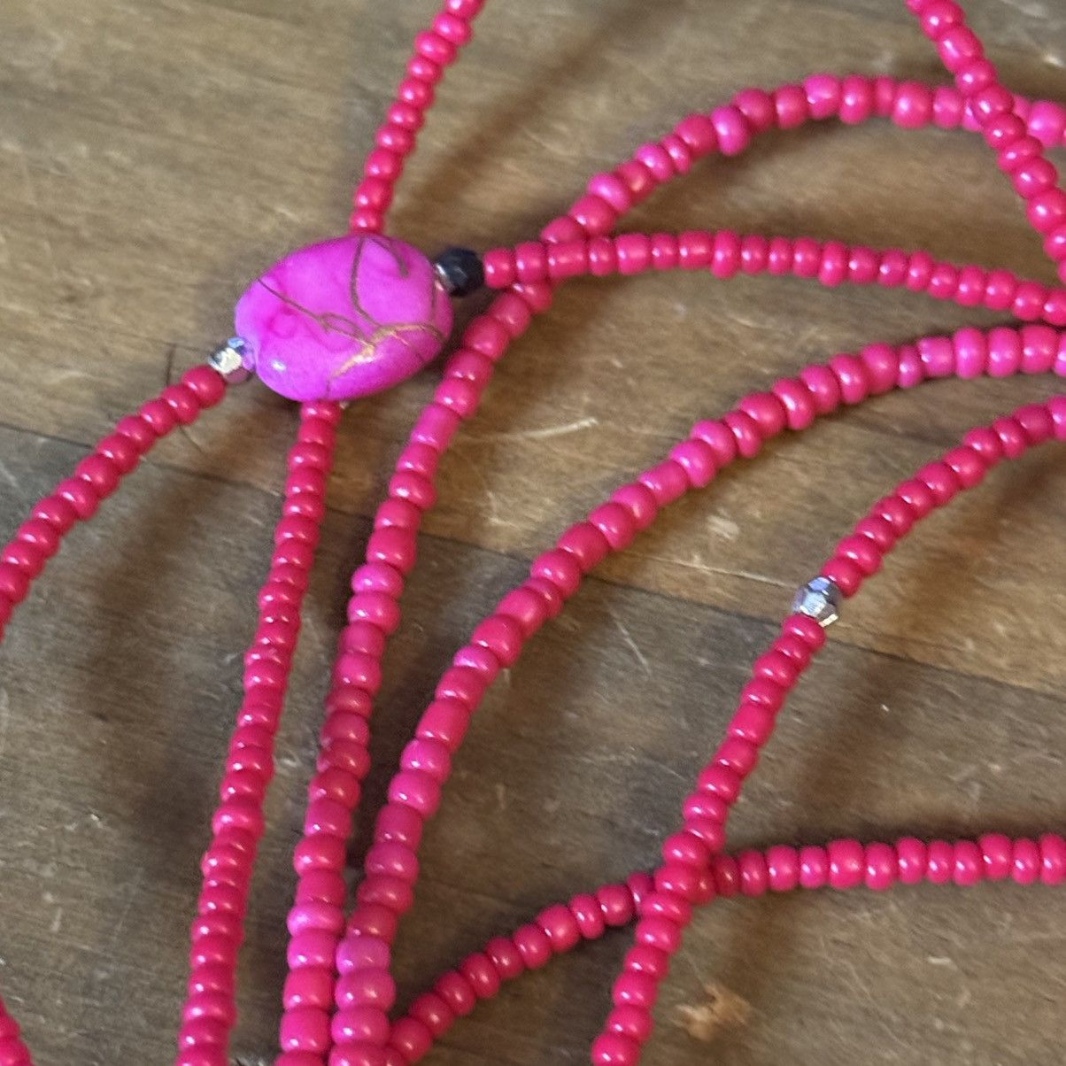 Vintage Vintage multi strand bead w/large shell pendant necklace Size ONE SIZE - 3 Thumbnail