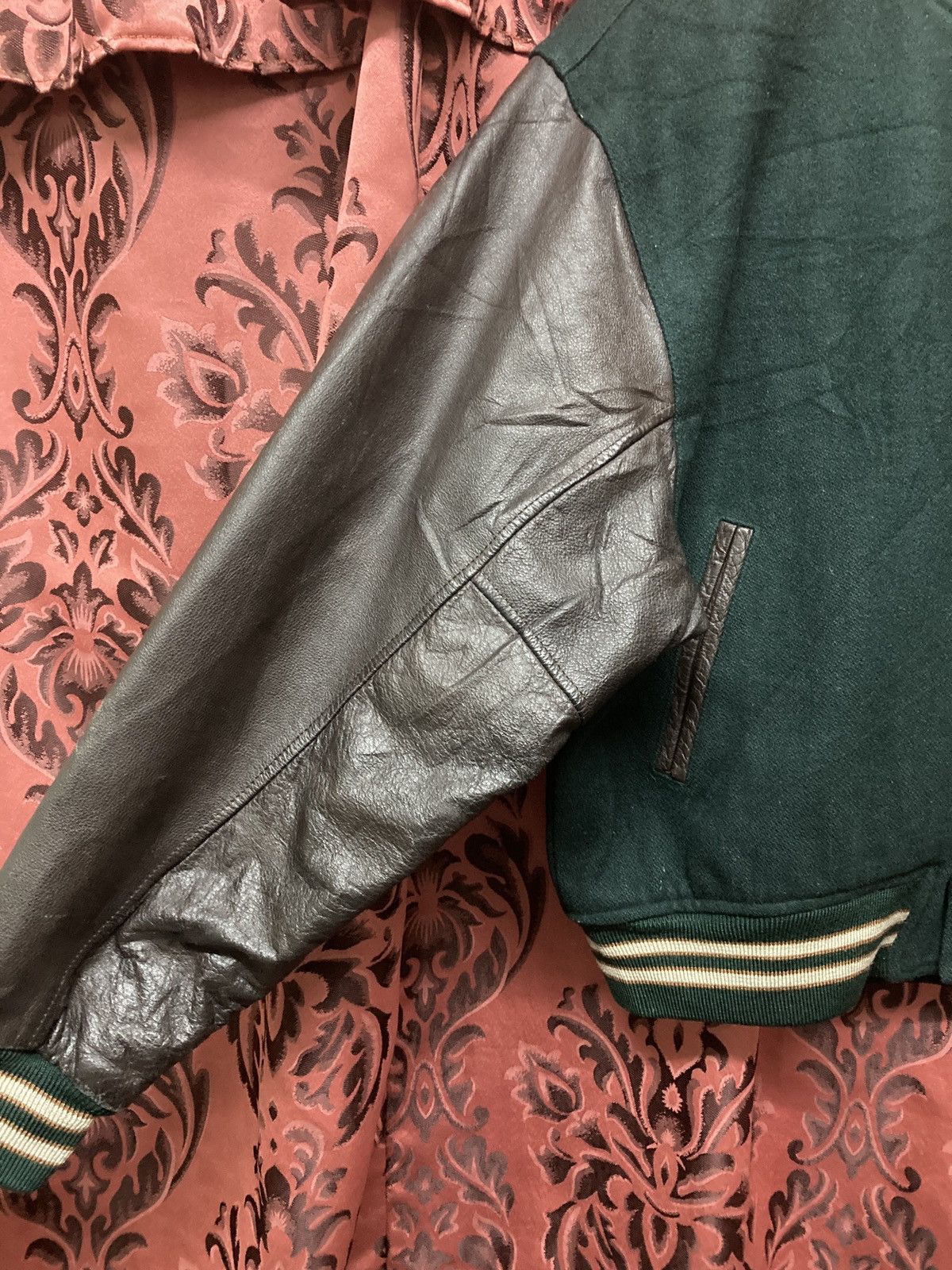 Japanese Brand Vintage Burgh scott versity jacket Size US L / EU 52-54 / 3 - 6 Thumbnail