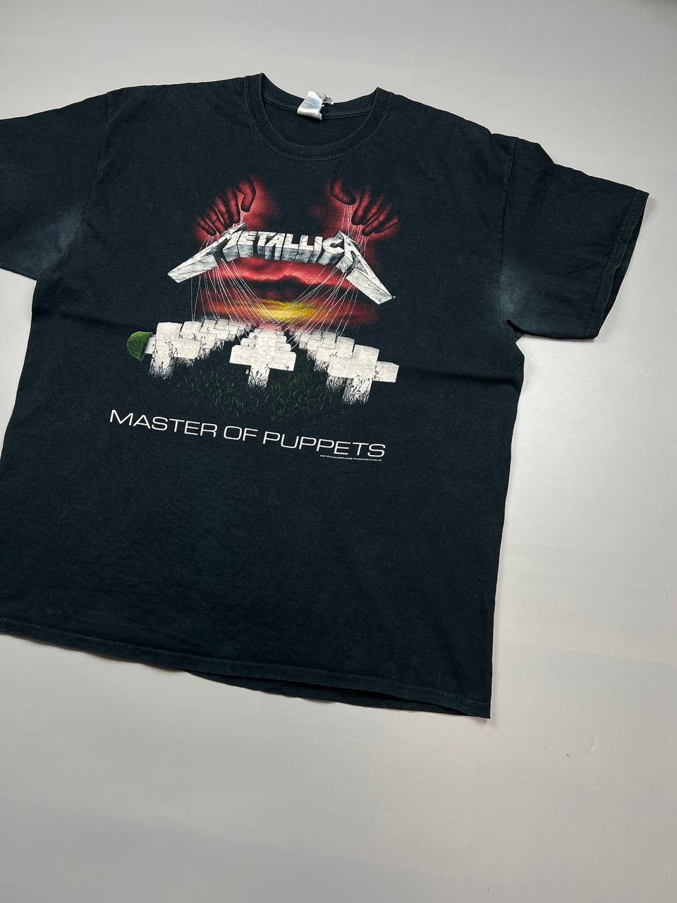 Band Tees Vintage Black Metalica Master Of Puppets 2007 T-Shirt Size US XL / EU 56 / 4 - 3 Thumbnail