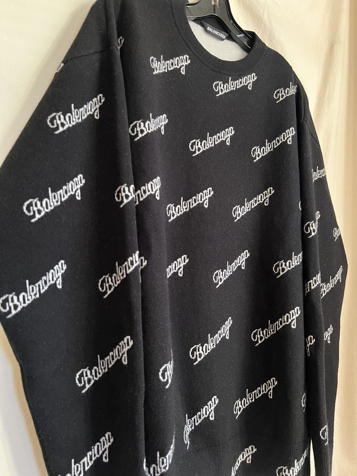 Balenciaga BALENCIAGA All-Over Script Wool Pullover Sweater size Small Size US S / EU 44-46 / 1 - 2 Thumbnail