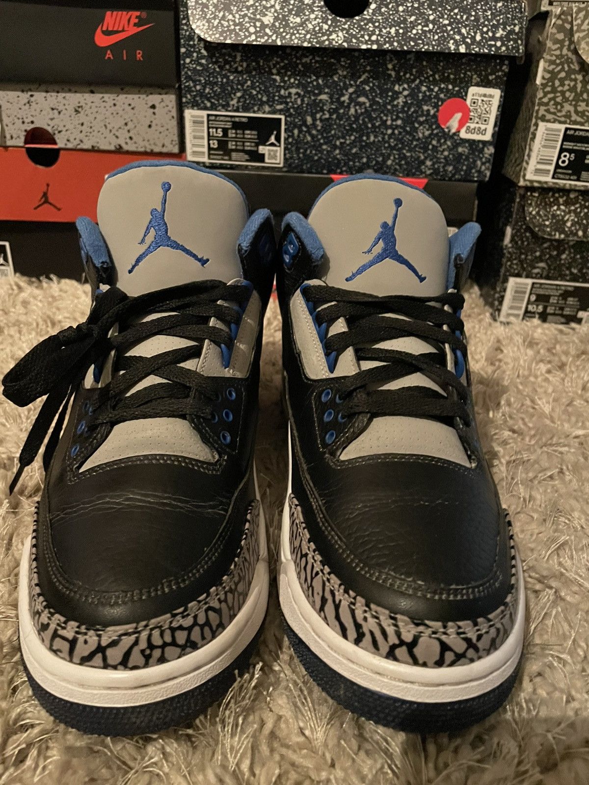 Jordan Brand Jordan 3 Black Sport Blue Size US 9 / EU 42 - 4 Thumbnail