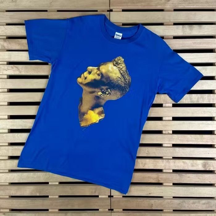 Band Tees Vintage T Shirt Robbie Williams Take The Crown 2013 Size M Size US M / EU 48-50 / 2 - 1 Thumbnail