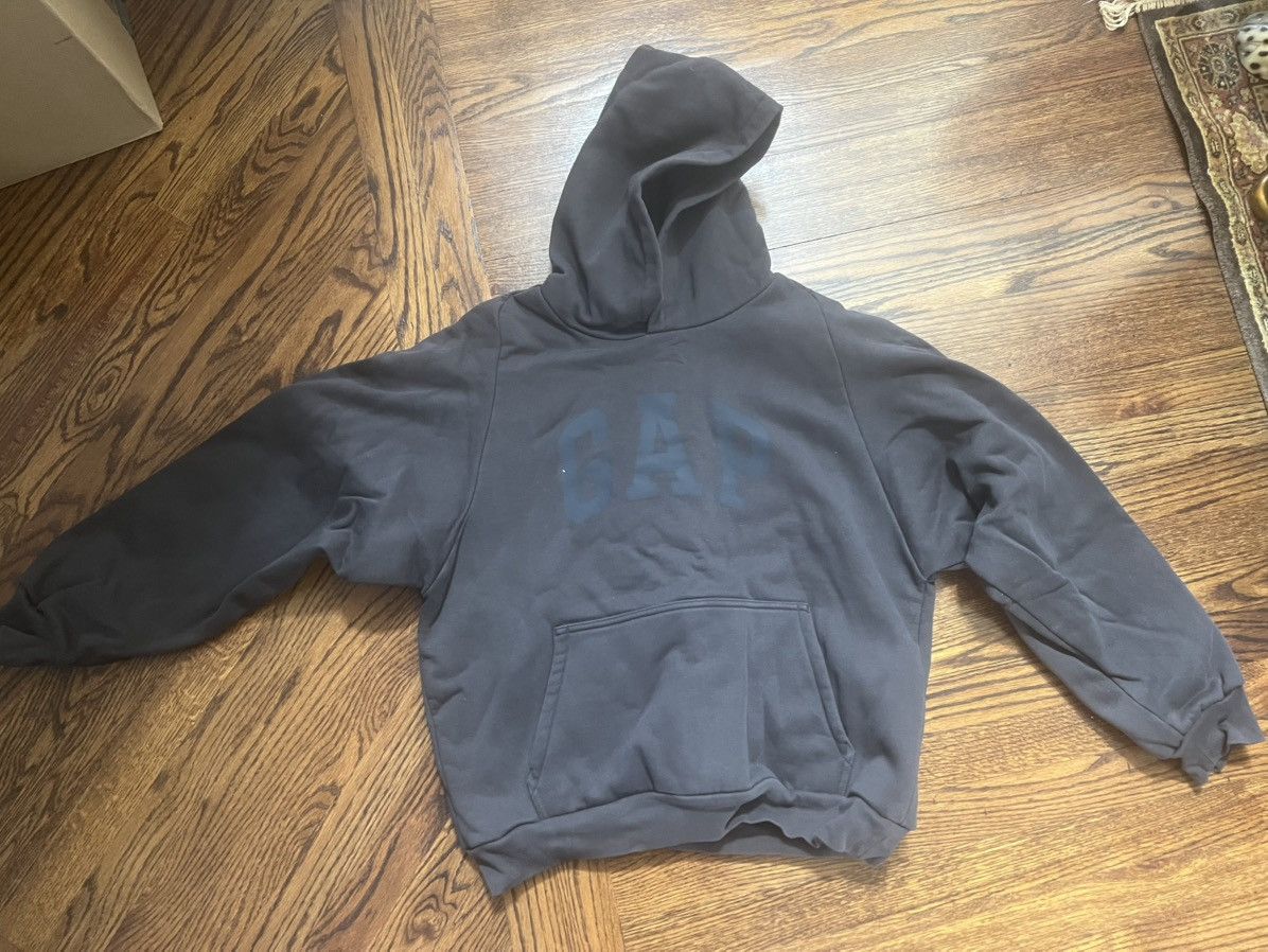 Gap × Yeezy YEEZY GAP Dove Shrunken Hoodie Large | Grailed