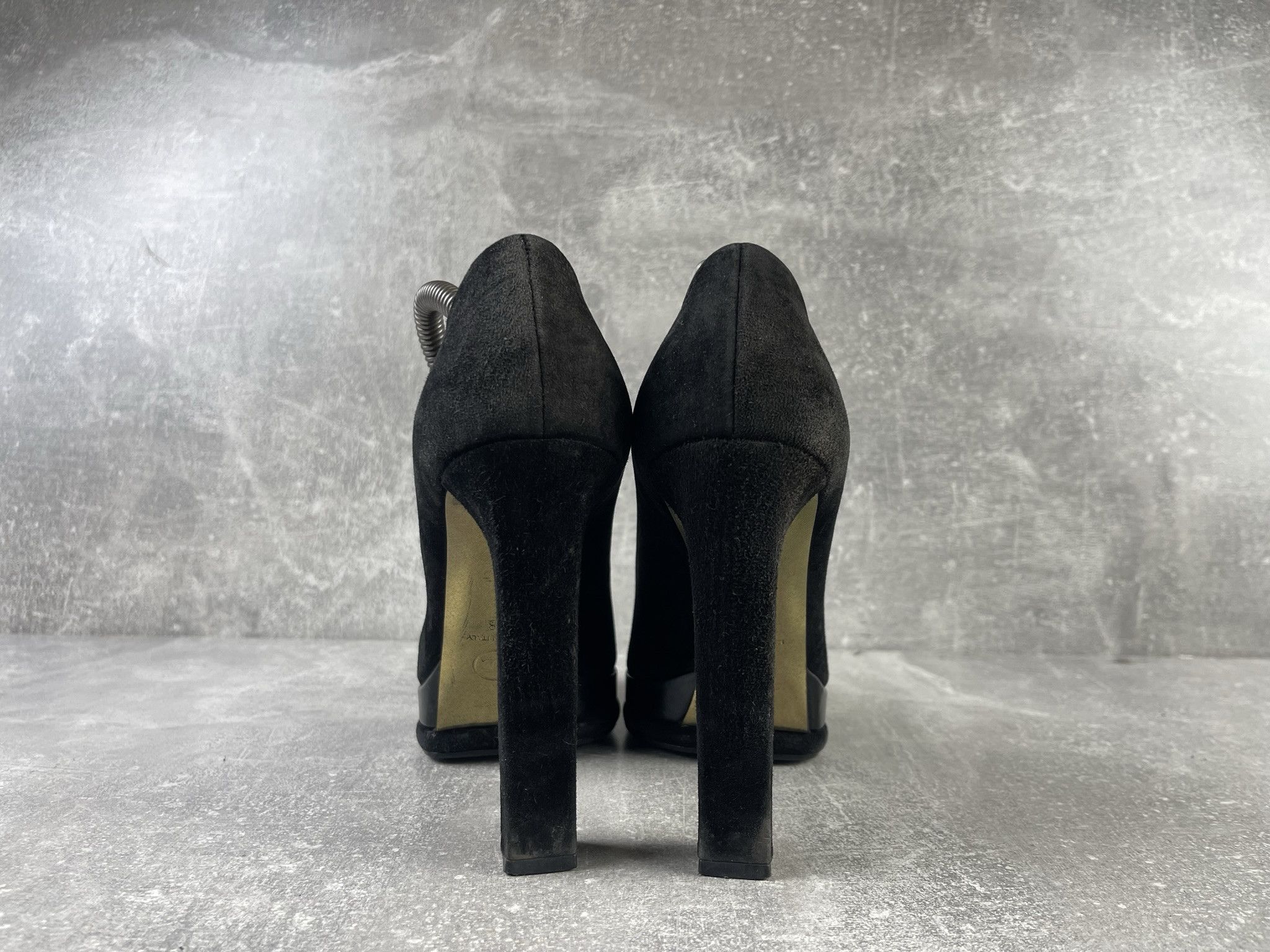 Chanel Chanel Classic Escarpins Suede Leather Cap Toe Pumps Heels Size US 8 / IT 38 - 6 Thumbnail