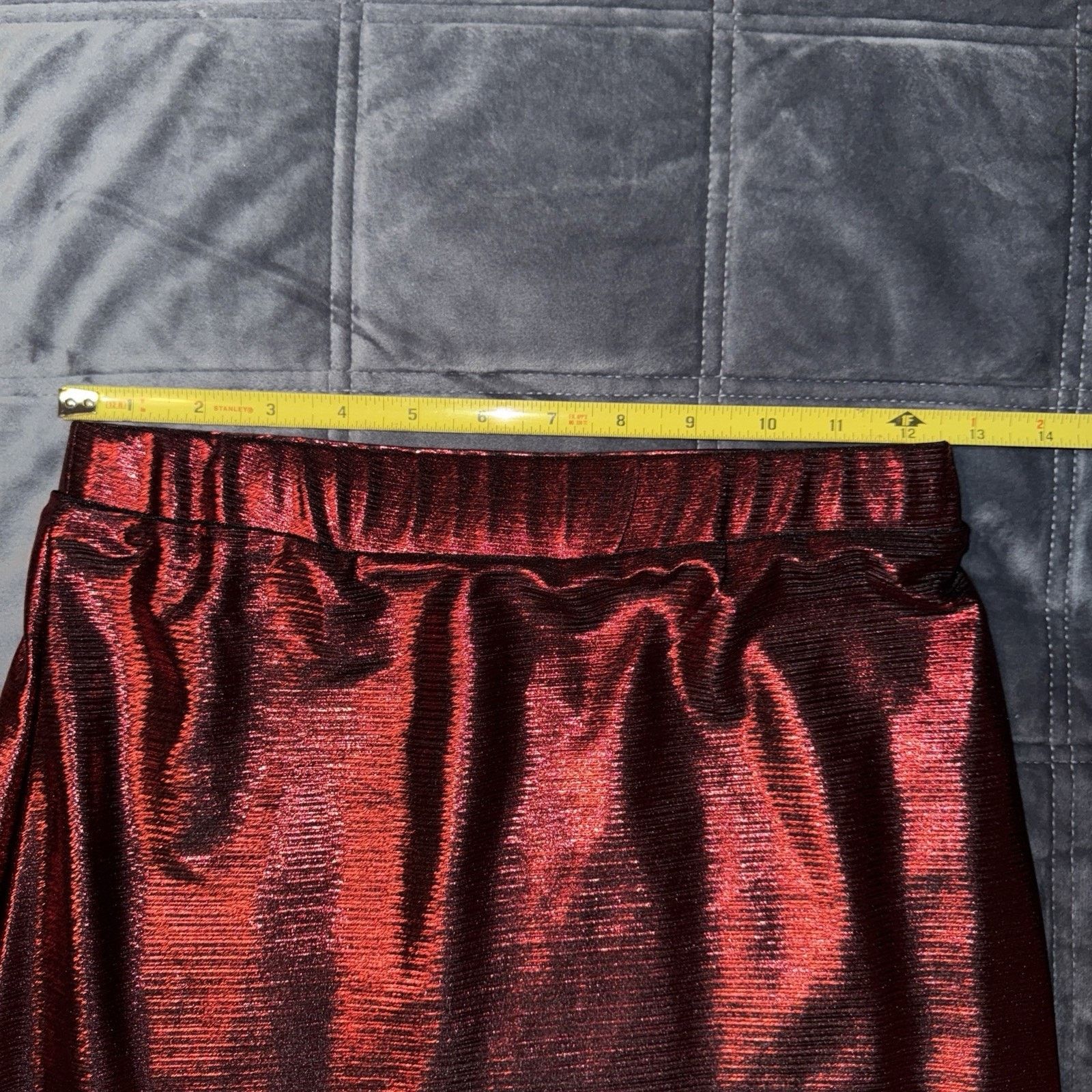 Shein SHEIN Red Black Shimmery Long Skirt Holiday Party Sz S goth Size 28" / US 6 / IT 42 - 7 Thumbnail