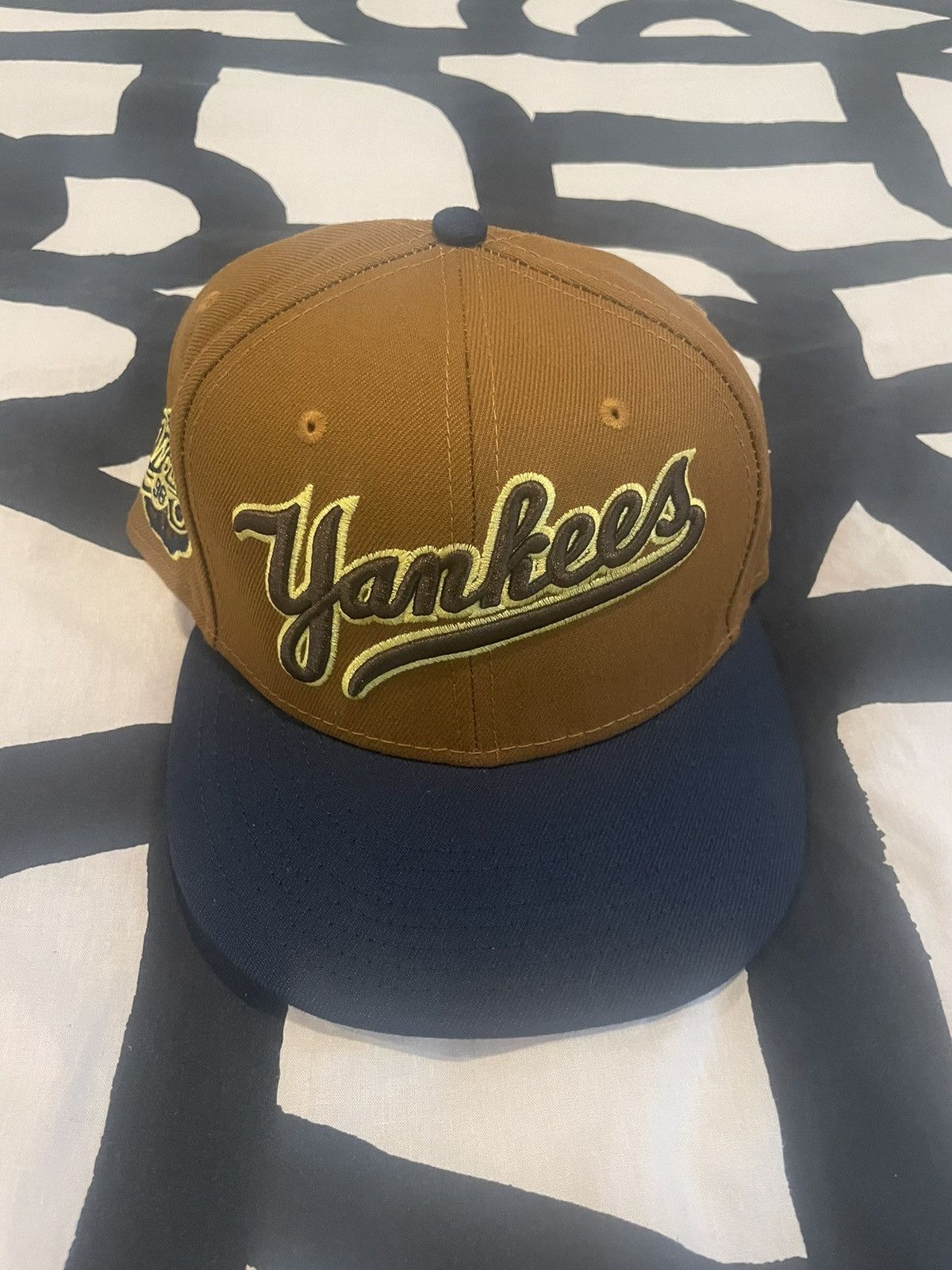 New Era New York Yankees Fitted 7 3/8 Size ONE SIZE - 1 Thumbnail