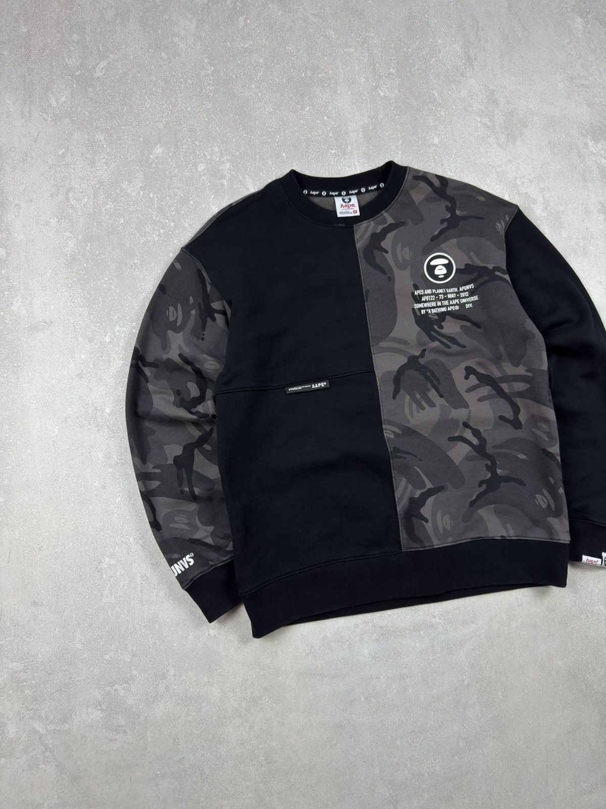 Aape AAPE BY A BATHING APE Apunvs Bape Camo Big Logo Sweatshirt Size US M / EU 48-50 / 2 - 5 Thumbnail