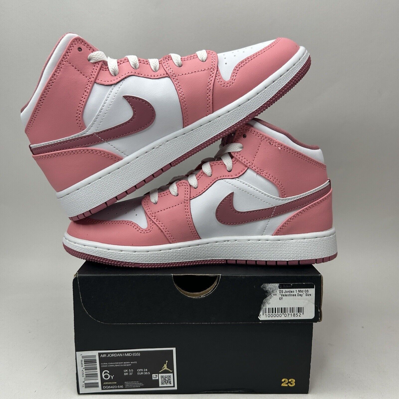 Nike Nike Air Jordan 1 Retro Mid GS “Valentines Day/Coral Pink” Size US 7.5 / IT 37.5 - 3 Thumbnail
