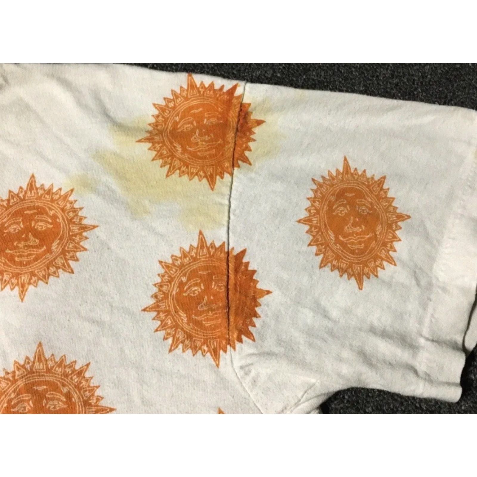 Moonstar VINTAGE All Over Print Shirt M L White 80s Sun Faded Distressed AOP Single Stitch Eclipse 90s Grunge Beach Surf Rock USA Mens Shirt Size US M / EU 48-50 / 2 - 6 Thumbnail