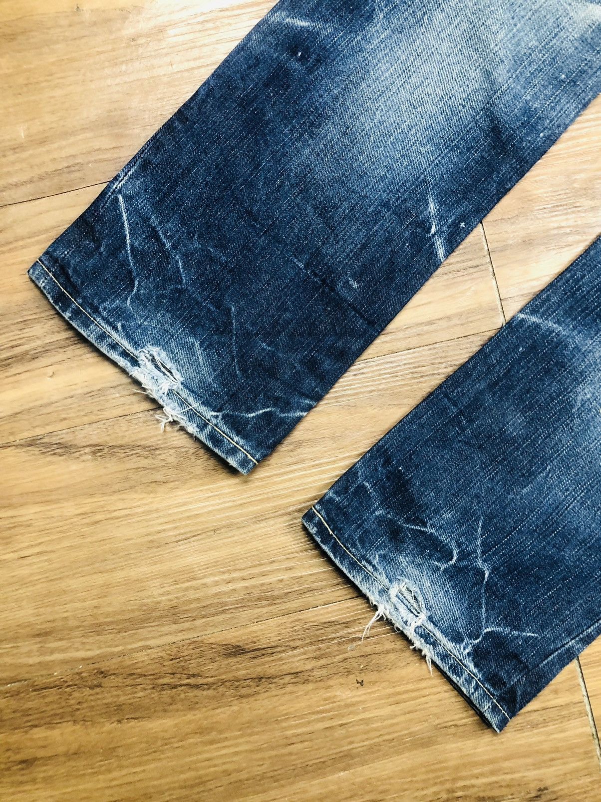 Lee Lee Riders LM3511 Japanese Distressed Jeans (38) Size US 33 - 15 Thumbnail