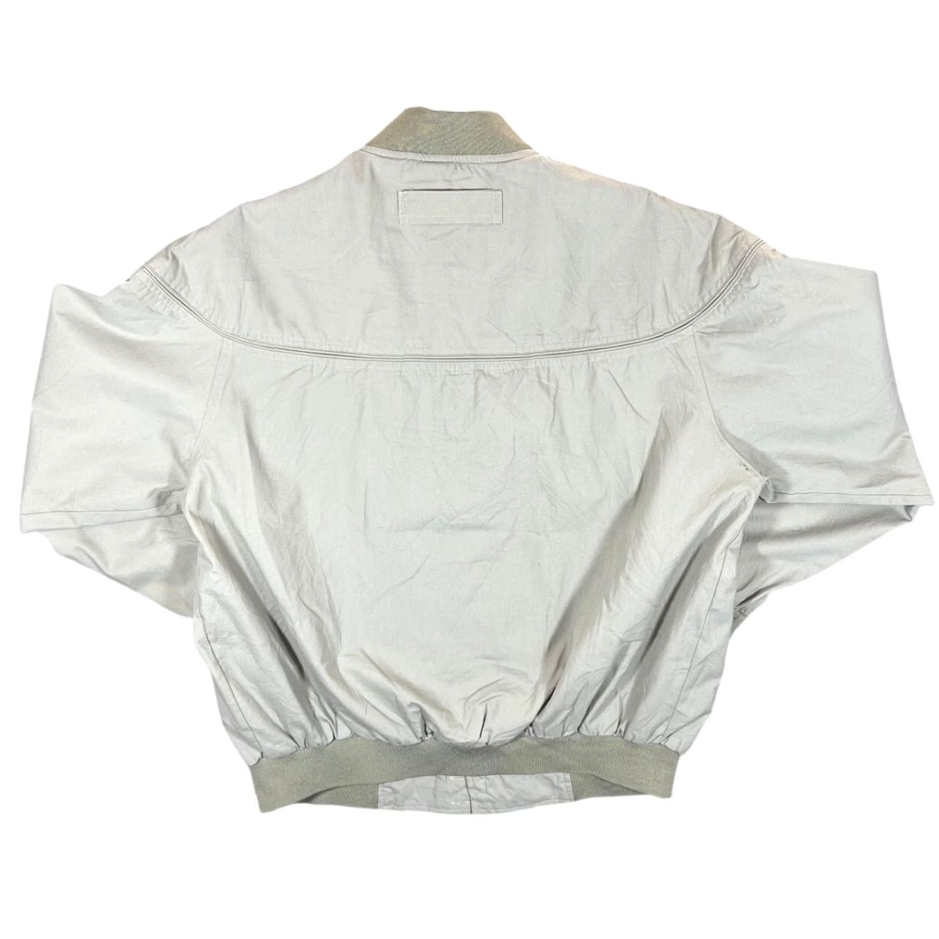 Vintage VINTAGE WINDBREAKER Jacket Beige Large Windbreaker Bomber Zip Pockets Mens Beige Windbreaker, Vintage, Zip Pockets, Size L Size US L / EU 52-54 / 3 - 2 Thumbnail