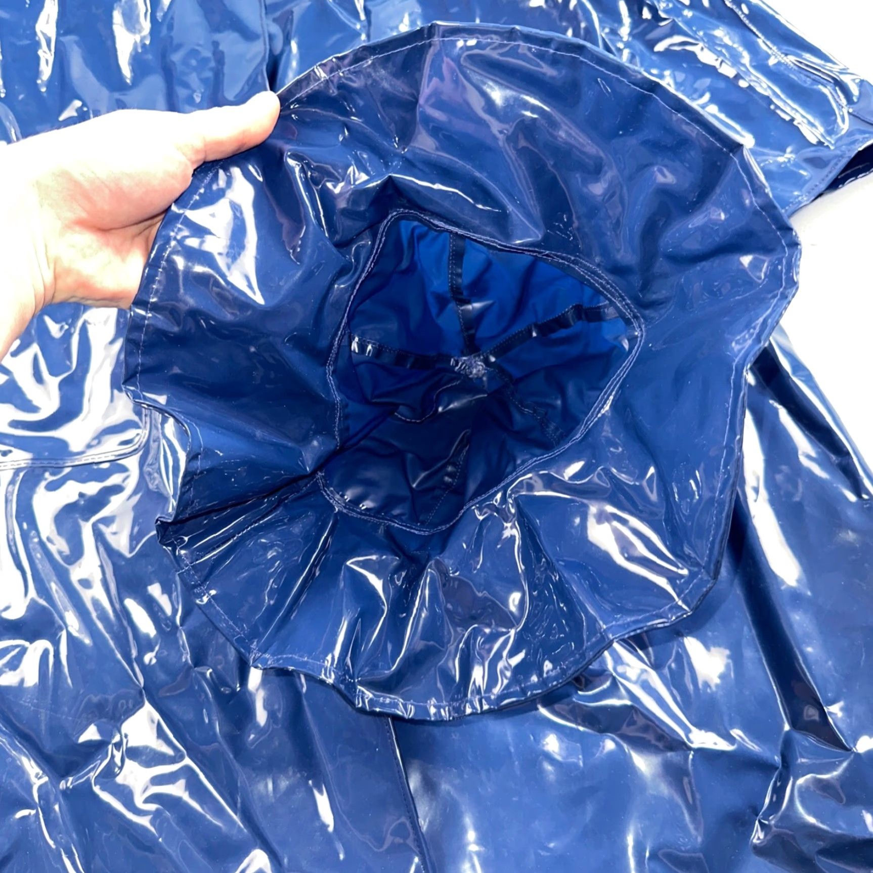 Vintage VINTAGE Liliput Womens Blue Trench Raincoat + Bucket Hat Polyester Rubber Vinyl 70s VTG Size L / US 10 / IT 46 - 7 Thumbnail