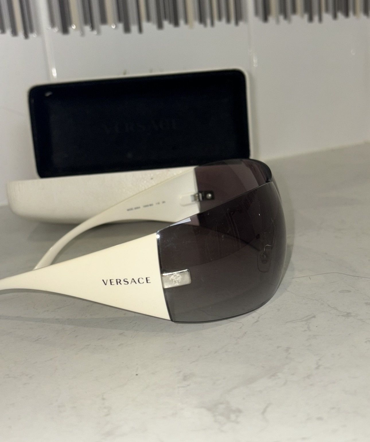Versace Versace sheild sunglasses Size ONE SIZE - 6 Thumbnail