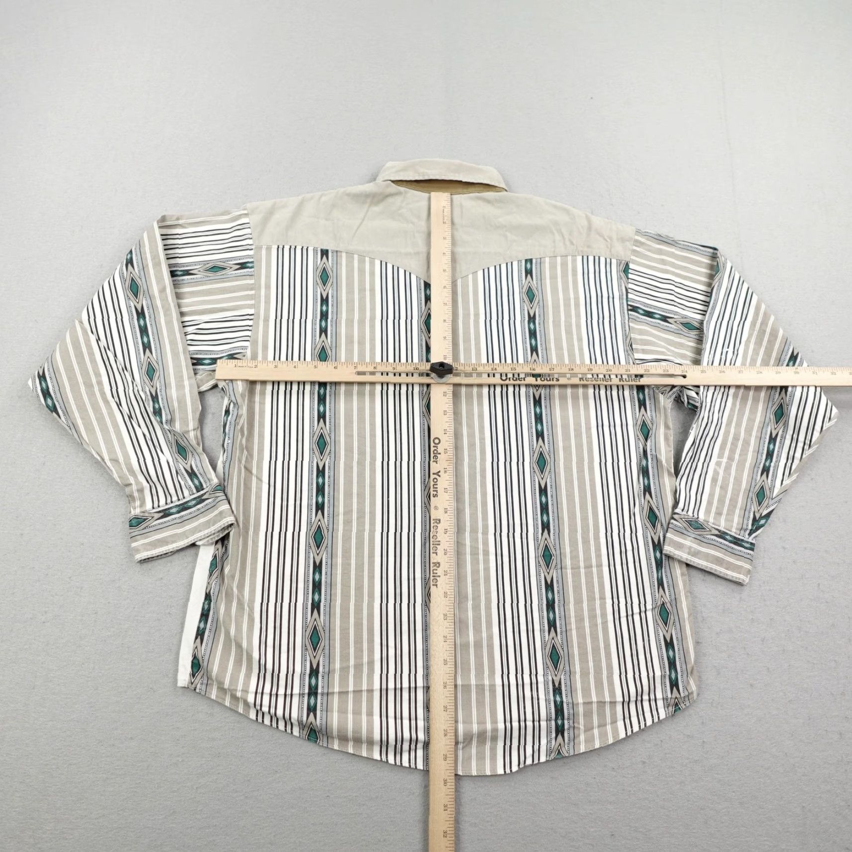 Vintage VINTAGE Panhandle Slim Shirt XL Gray Aztec Striped Button-Up Long Sleeve Western Mens Size US XL / EU 56 / 4 - 7 Thumbnail
