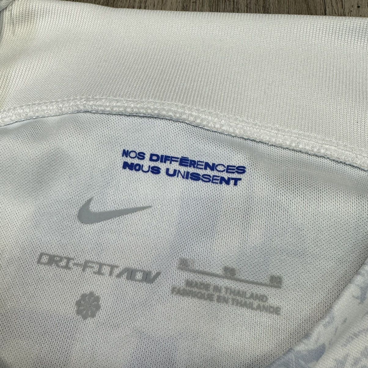 Nike France 22/23 away shirt #10 Mbappe Size US XL / EU 56 / 4 - 7 Thumbnail