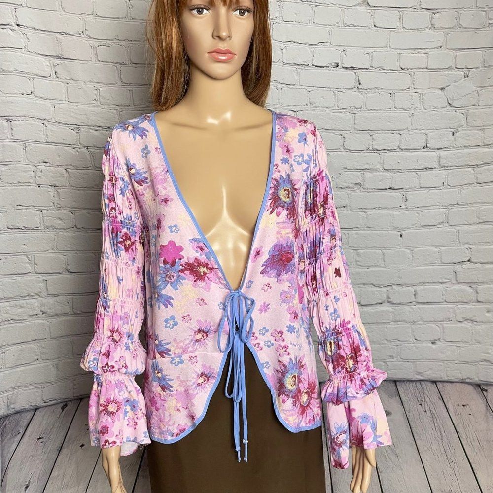 Free People NWT New $98 Free People Venice Printed Rose Top Size M Size M / US 6-8 / IT 42-44 - 2 Thumbnail