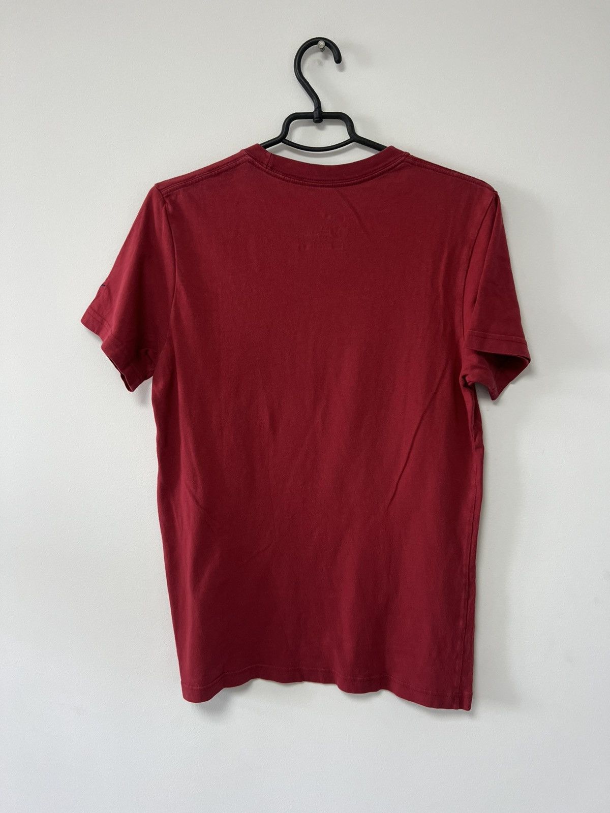 Nike Fc Barcelona Training Football Nike T shirt Cotton Red sz M Size US M / EU 48-50 / 2 - 13 Thumbnail