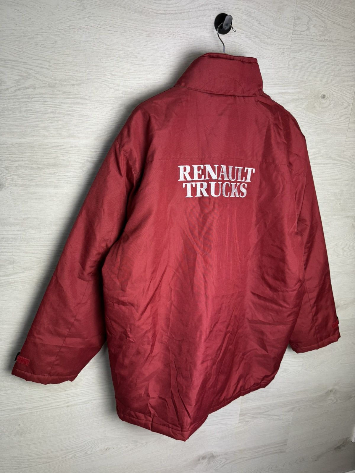 Vintage Vintage Renault Trucks Red Workwear Jacket Size US XL / EU 56 / 4 - 8 Thumbnail